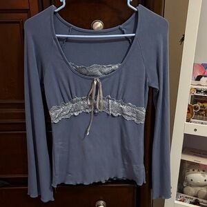 Cute Y2K blue top!!